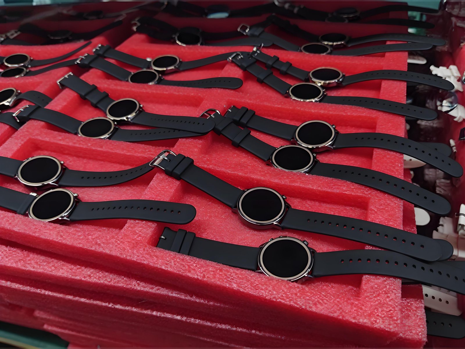 smartwatch distributor